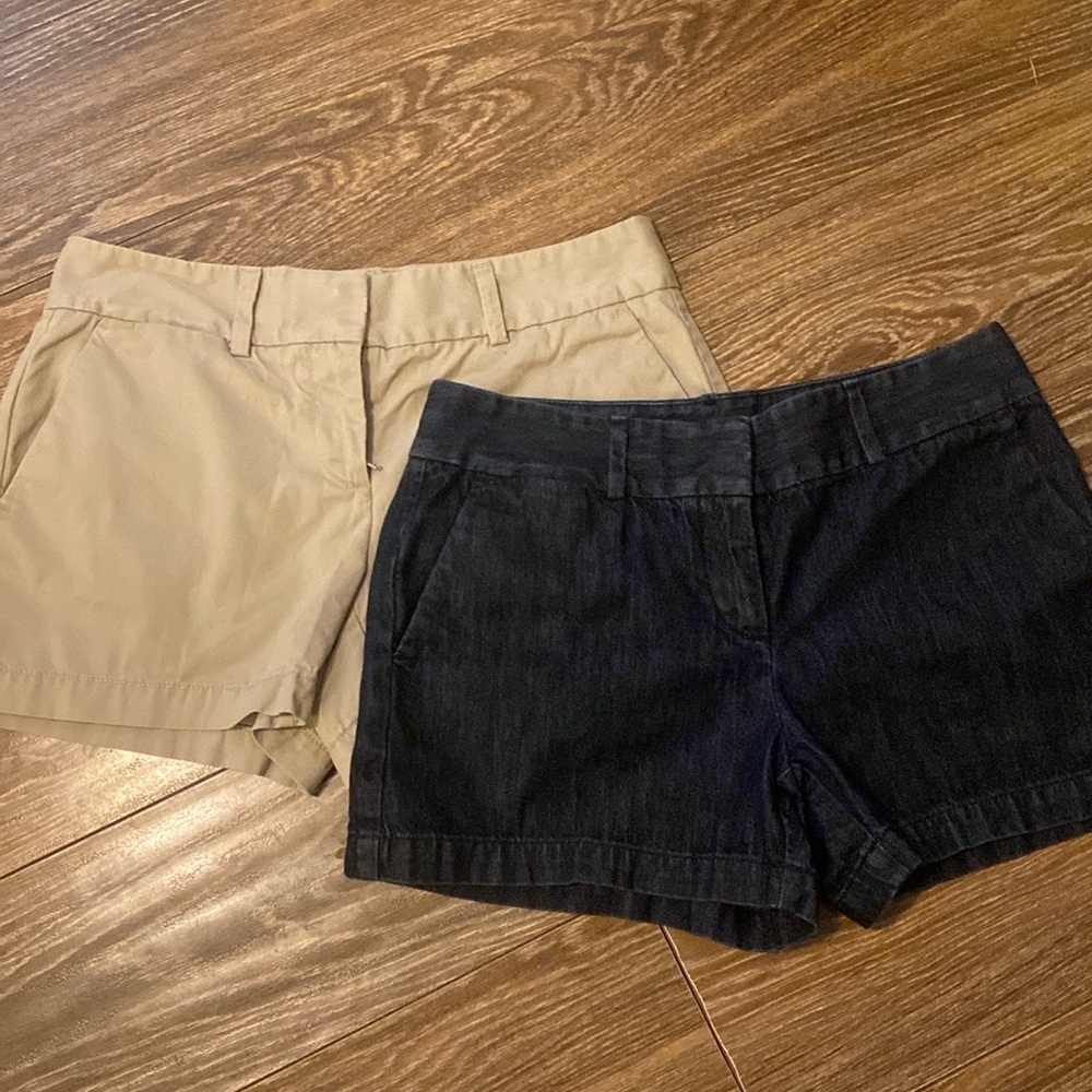 Ana Taylor LOFT Blue Jean and Khaki Shorts Size 2 Bundle